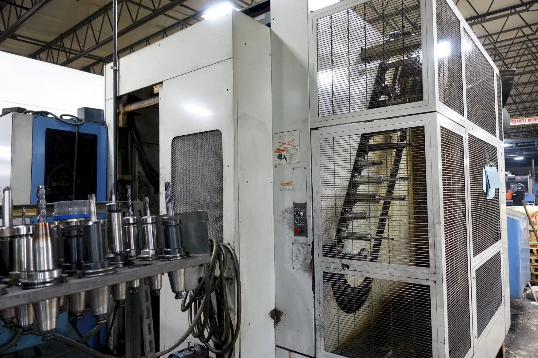 USED 1996 MAZAK FH680
