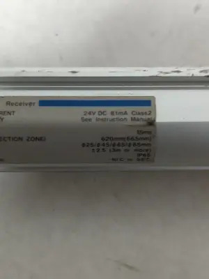 USED KEYENCE SL-C32H-R/SL-C32H-T