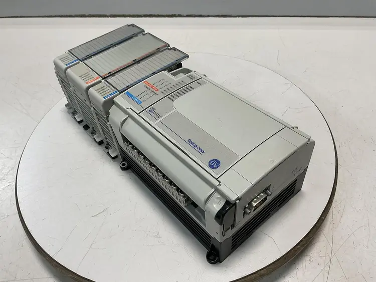 Used ALLEN BRADLEY 1764-24BWA Input / Output Modules Michigan US | Ideal Machinery #691133