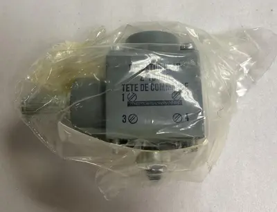 New | in-Stock ALLEN-BRADLEY Z-16066 Miscellaneous Equipment (Electrical & Power) | Surplus Asset Holdings #1189556