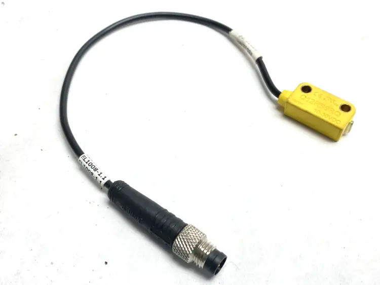 Used Banner Engineering Q12 Series Miniature Self-Contained Sensor Receiver 10-30VDC Photoelectric Sensors Michigan US | Maverick Industrial Sales #1392419