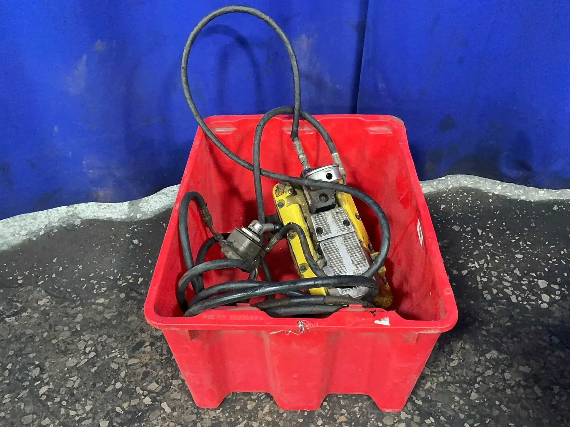 Used ENERPAC _UNKNOWN_ Pumps Ohio US | HGR 24 #1329491