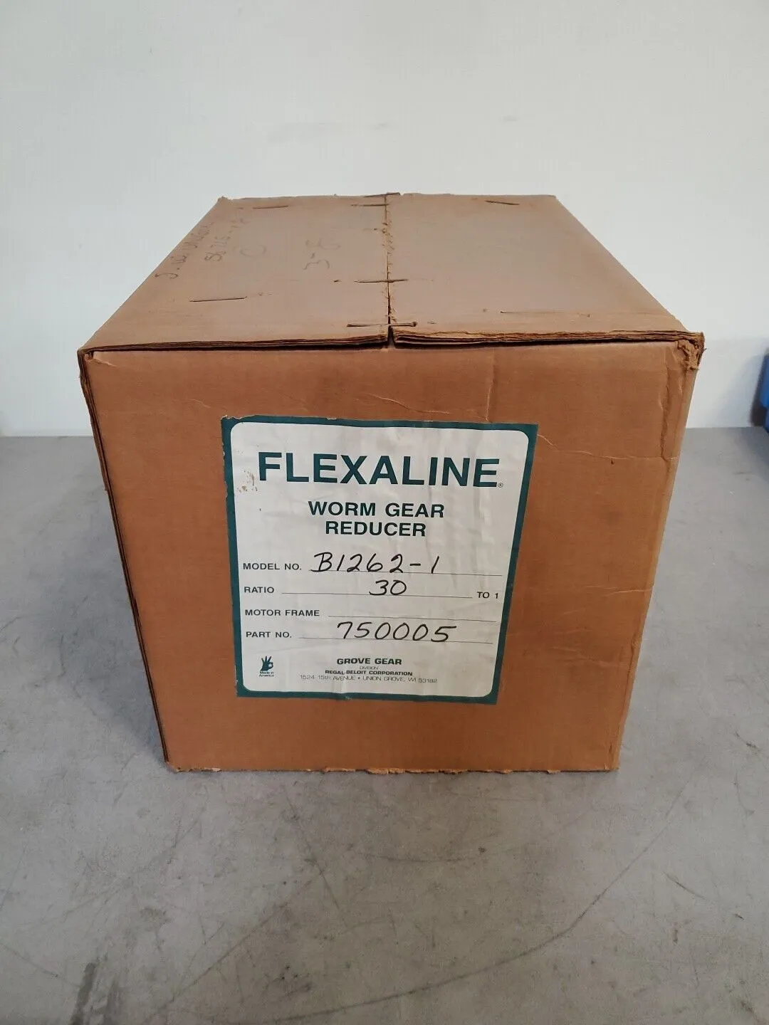 Grove Gear B1262-1 (750005) 30:1 Worm Gear Reducer. 4F-32