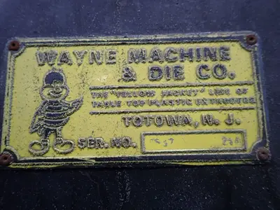 Wayne Machine & Die Co.  Single Screw Extruder