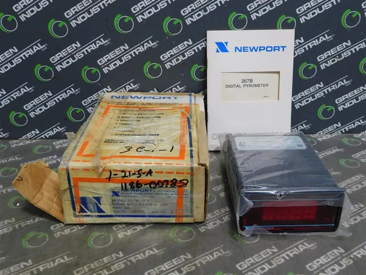 Used NEWPORT 267B-JF1 Temperature Controls | Green Industrial #673840