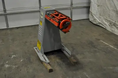 1600 LB X 18" CWP UNCOILER