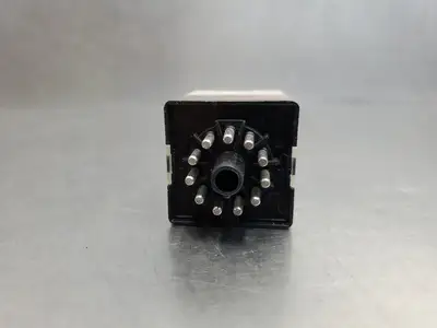 USED Elesta SKR115 A 024VDC Relay, 10A, 250VAC, 11-Pin