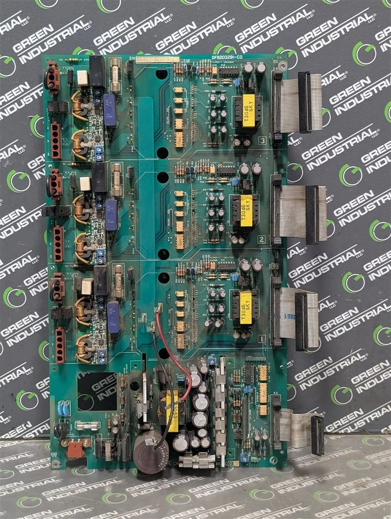 Yaskawa CACR-TM-CB Servopack Servo Controller Main Board DF8203291-C0 Used