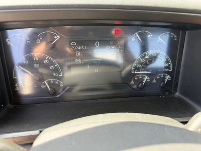 Used 2020 VOLVO VNL Conventional trucks Indiana US | Miedema Asset Management Group #1414641