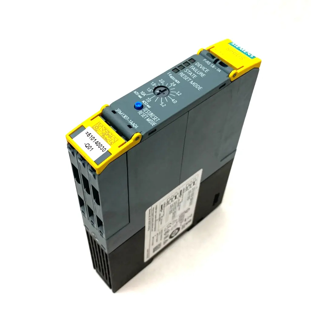 USED SIEMENS SIRIUS FAIL-SAFE REVERSING STARTER 500V SCREW TERMINALS