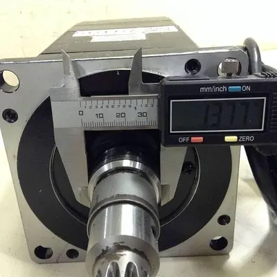 USED YASKAWA SGMP-15AWYR11