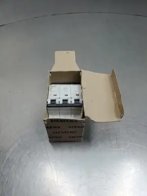 USED Siemens 5SY4 311-7 MCB C5 Circuit Breaker, 5A, 3P, 400VAC