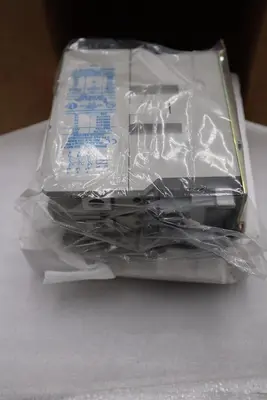 NEW Cutler-Hammer CE15MN3A Series A1 Freedom Series IEC Contactor Size M #G80