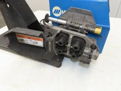 Miller S-64 Mig Welder Wire Feeder 24V Series 60 Millermatic Single Spool