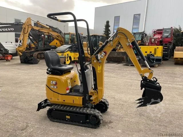 USED 2018 Caterpillar 300.9D