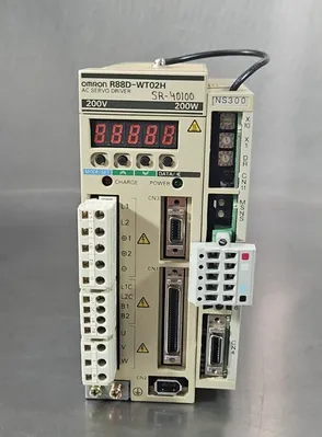 Omron R88D-WT02H Servo Diver w/JUSP-NS300 Module Loc 1D-2