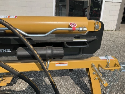 Used COUNTYLINE 28 TON LOG SPLITTER Skid Steer Log Splitters Michigan US | Miedema Asset Management Group #1321980