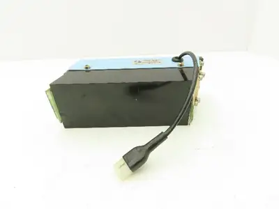 Osaka Seiko Small Parts Feeder Linear Conveyor Vibration Magnetic Motor 200V