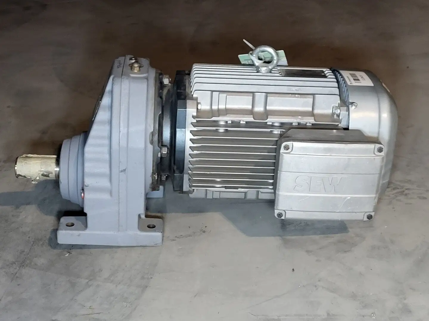 USED SEW-EURODRIVE RX87 DRN132L4/RI