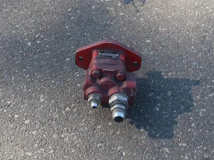Used MUNCIE PH3-2BPBL Parts (Hydraulics and Pneumatics) British Columbia CA | Lenmark #266405