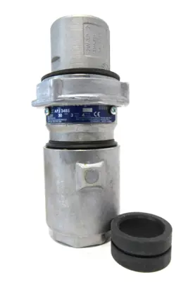 NEW EATON CROUSE HINDS APJ3485 PLUG 3P 30A