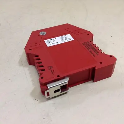 USED IDEM SAFETY SWITCHES SEU-1