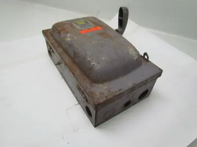Square D A85341 Ser.A1 Fused single throw safety switch disconnect 30A 600V