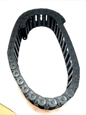 USED IGUS E2 ENERGY CHAIN 100MM WIDTH 125MM RADIUS 46 LINKS