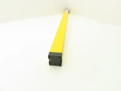 Sick MGSS90-12 Safety Light Curtain Transmitter Sender 900mm Scratches In Lens