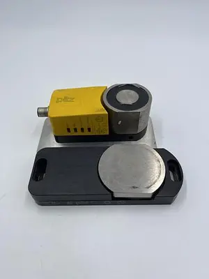 Used PILZ PILZ PSEN S1-0.5P 1.1 Relays & Switches | ND Industrial Surplus #1216404