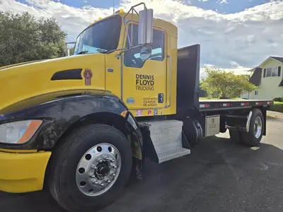 USED 2014 KENWORTH T370