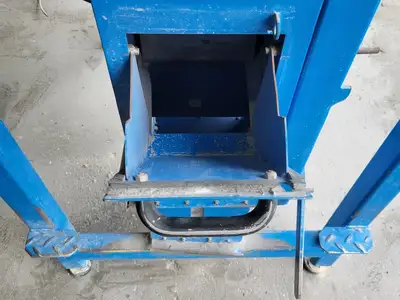 USED 2004 SYNTRON V-20 RC