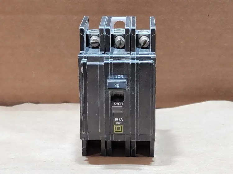 Used SQUARE D QOU330 Switchgears British Columbia CA | Lenmark #835767