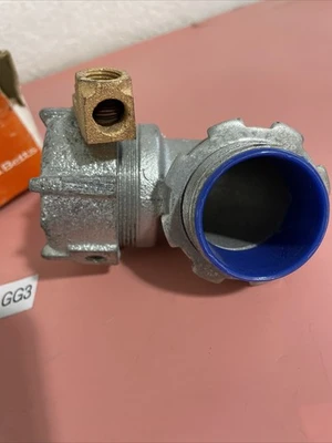 NEW Thomas & Betts 5356GR