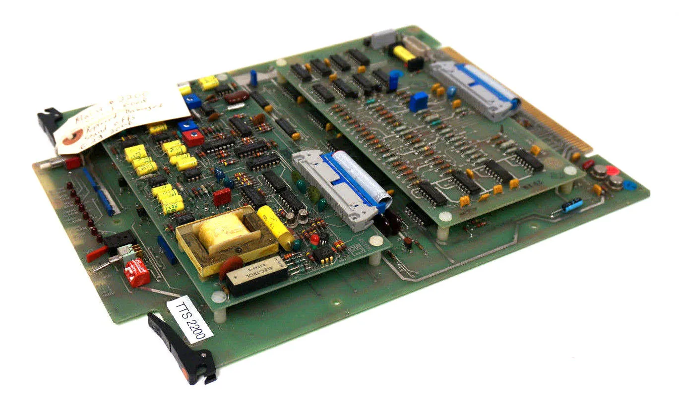 USED SIEMENS 31935 CONTROL BOARD 1031539, W30809-B1130-W-3