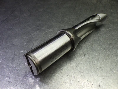 Kennametal .906" Coolant Thru 3xD Drill 1" Shank KTIP0906R3SCF100 (LOC1318A)