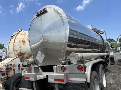 Used 1994 BRENNER _UNKNOWN_ Tanker Trailers Indiana US | Lakeshore Equipment Sales #1546612