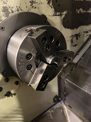 2003 HWACHEON HI-TECH 200A CNC Lathes | PM Machines (8)