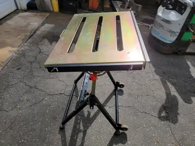 30" x 20" Portable Welding Workbench Table