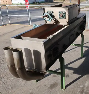 SPC8957  Feeder 16" width leveling belt feeder, 33" discharge height, Stainless Steel