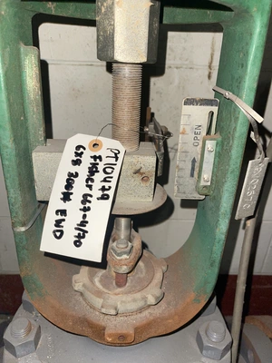 Fisher Control Valve type EWD, size 6"x 8" class 300