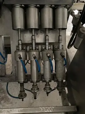Raque 8 Head Piston Depositor