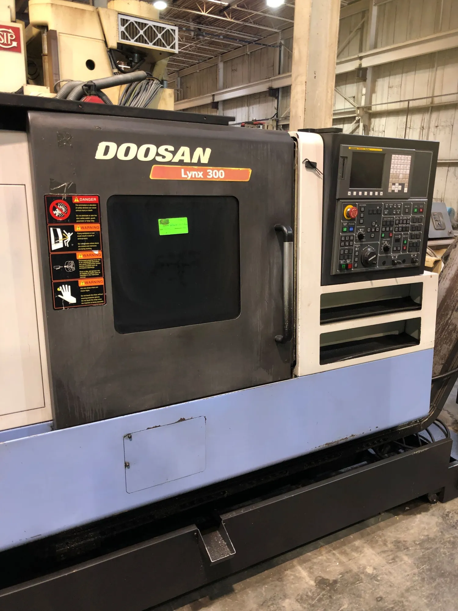 USED 2011 DOOSAN LYNX 300