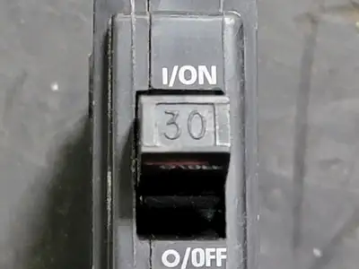 USED SQUARE D QOB130