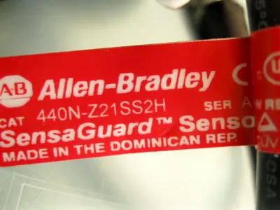 USED Allen-Bradley 440N-Z21SS2H