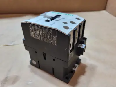 Used KLOCKNER MOELLER DIL2AM Switchgears British Columbia CA | Lenmark #1436507