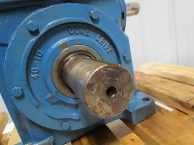ConeDrive Gearbox Ho40A646-5 Option 01 Dual output shafts speed reducer 3:1