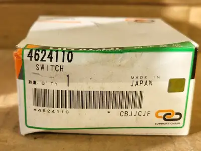 NEW HITACHI 4624110