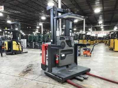 USED 2019 RAYMOND 530-OPC30TT