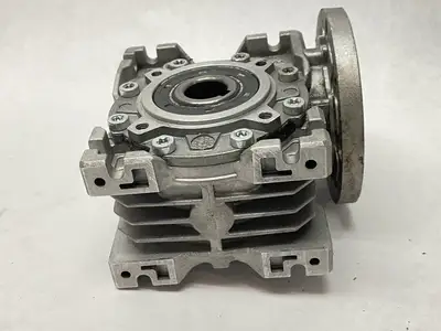 Used Varvel RT Series Right Angle Worm Gear Reducer 7:1 Speed Reducers Michigan US | Maverick Industrial Sales #1400042